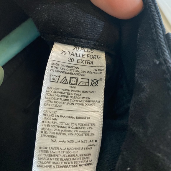 Old Navy Rockstar Super Skinny Black Jeans 20 Plus - Picture 3 of 4